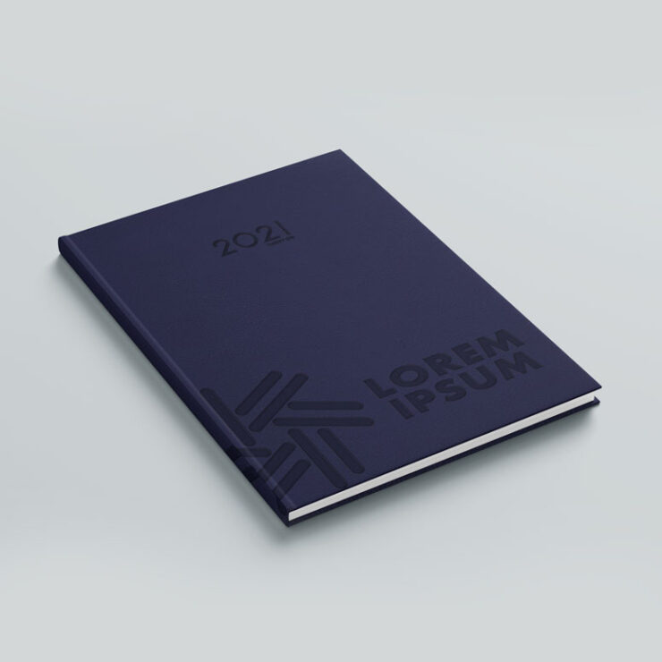 εκτύπωση σε ολόκληρο το κάλυμμα του βιβλίου με τη μέθοδο της πυρογραφίας ή της βαθυτυπίας.